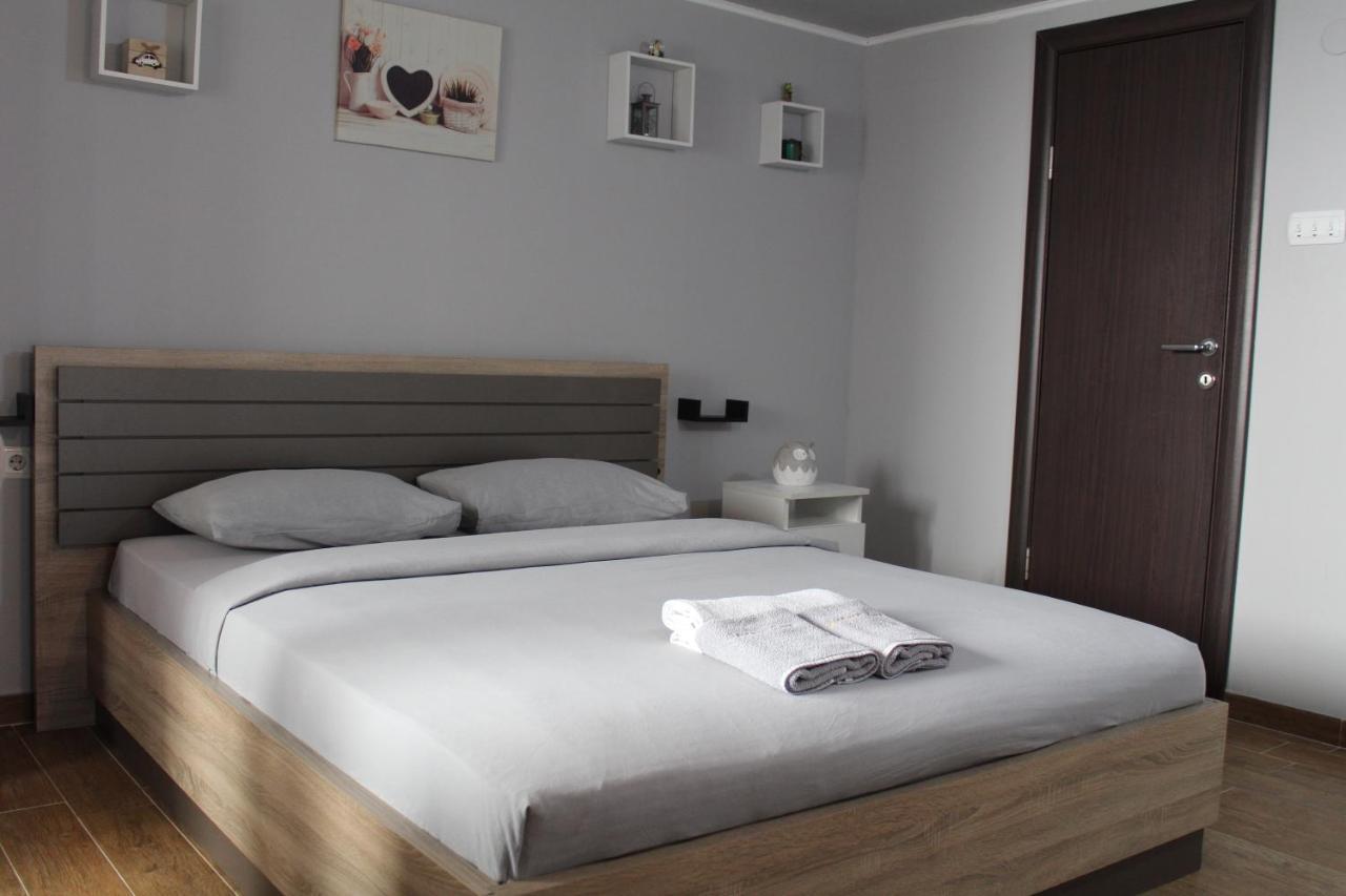 Apartman Daca Podgorica Exterior foto