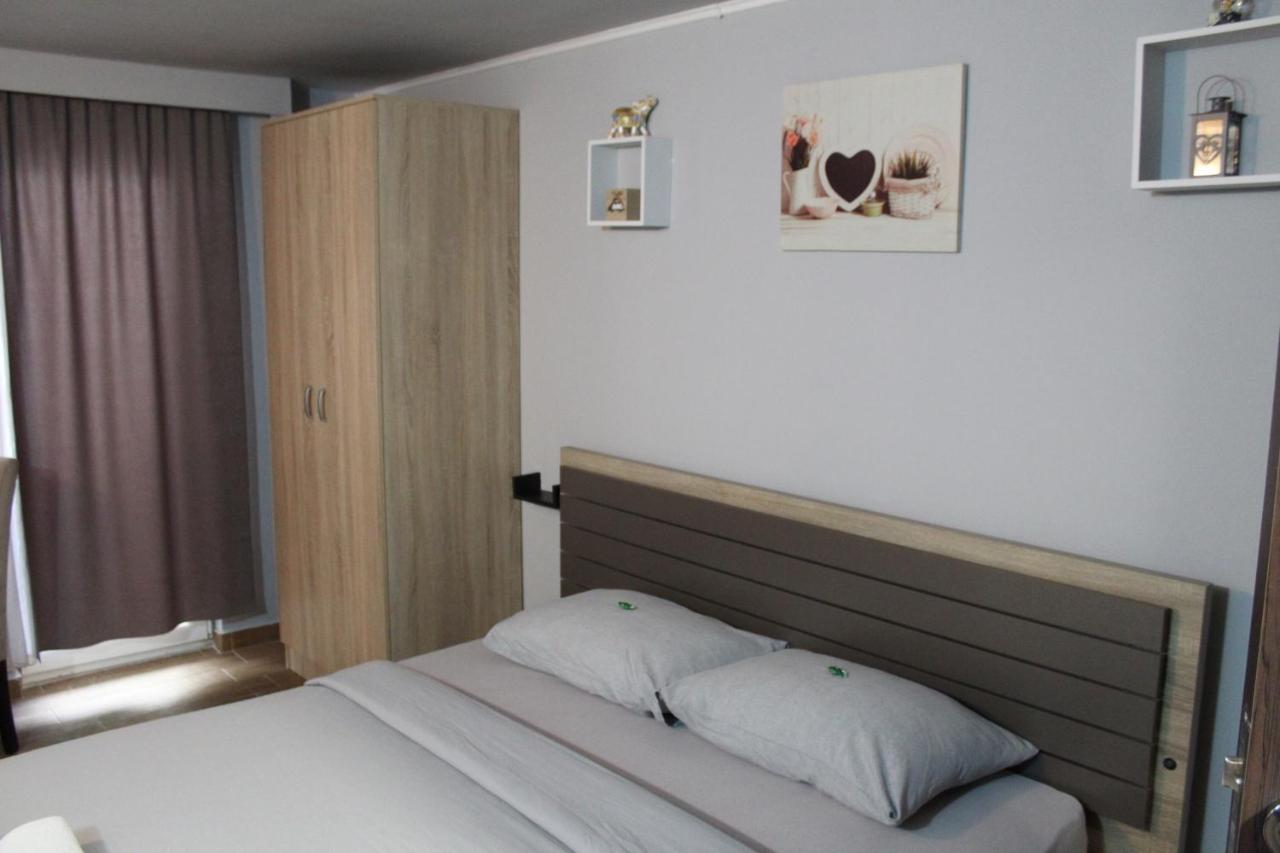 Apartman Daca Podgorica Exterior foto
